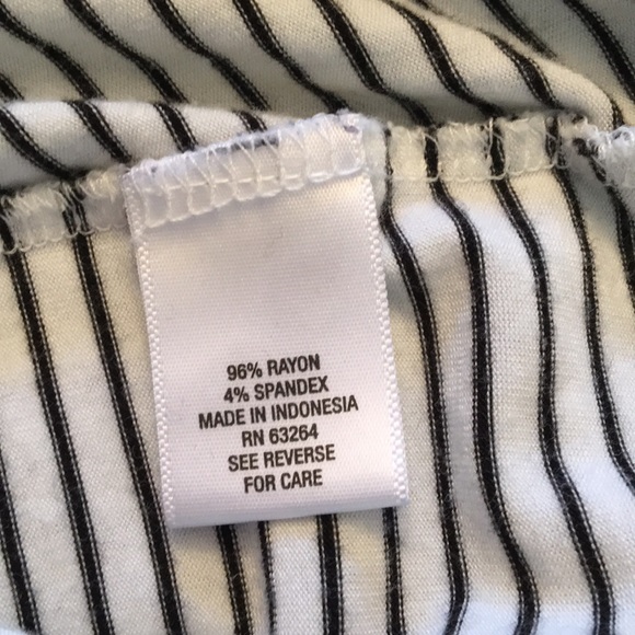 DB Sunday Hello Weekend Dolman Tee - Picture 4 of 4